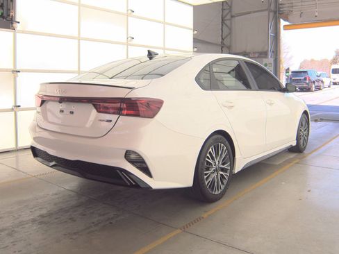 Used 2024 Kia Forte GT-Line w/ GT-Line Premium Package image 8