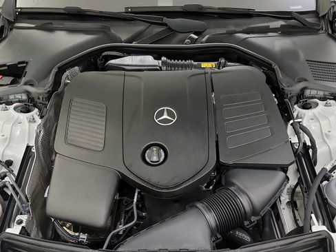 Used 2023 Mercedes-Benz C 300 4MATIC Sedan image 42
