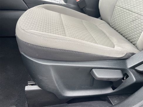 Used 2022 Ford Escape SE image 23