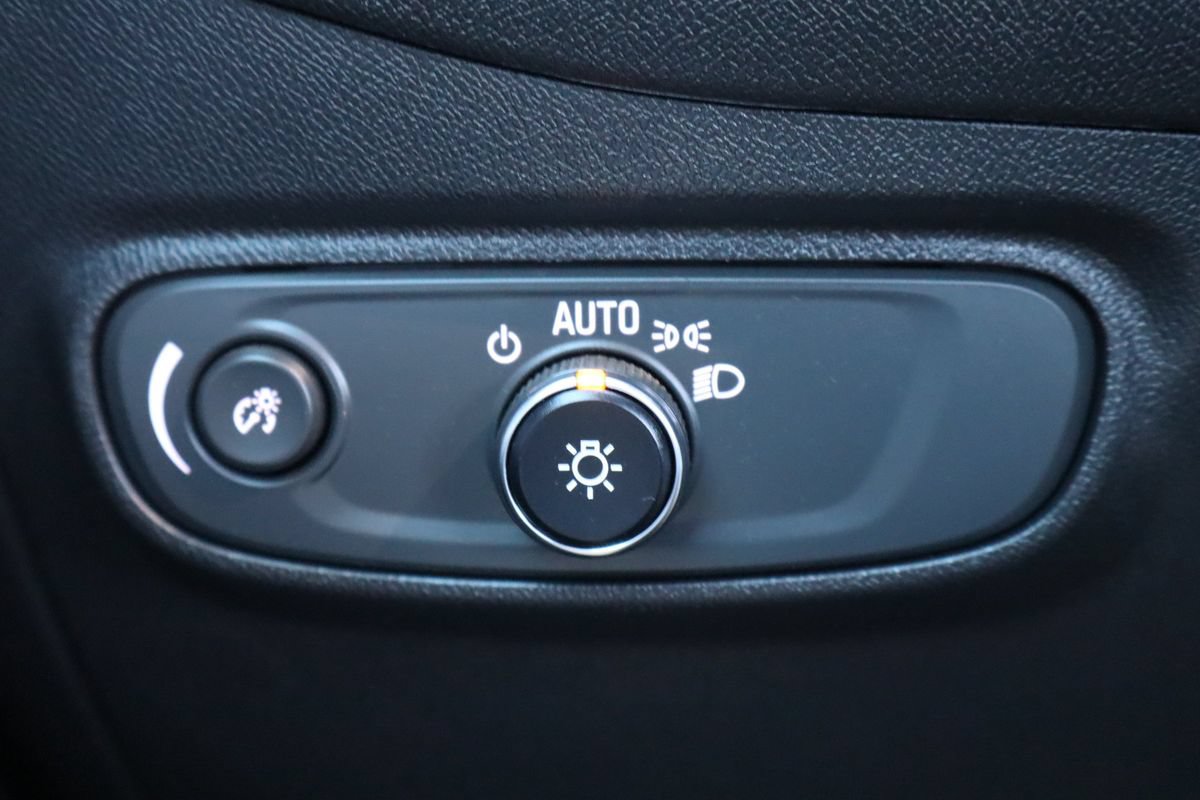 Used 2023 Chevrolet Equinox LT AWD/4WD image 29