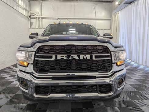 Used 2020 RAM 2500 Tradesman w/ Safety Group image 4