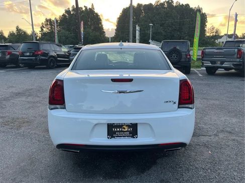 Used 2020 Chrysler 300 S RWD image 6