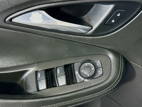 Used 2020 Buick Encore GX Select w/ Experience Buick Package image 24