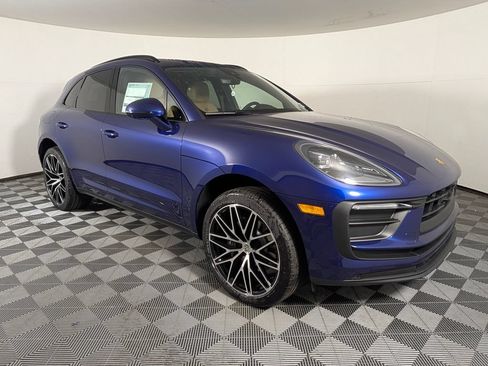 New 2026 Porsche Macan AWD/4WD image 9