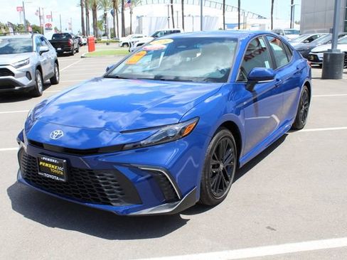 Certified 2026 Toyota Camry SE FWD image 6