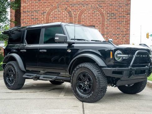 Used 2024 Ford Bronco Wildtrak AWD/4WD image 3