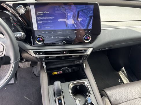 Used 2023 Lexus RX 350 FWD w/ Accessory Package (Z1) image 32