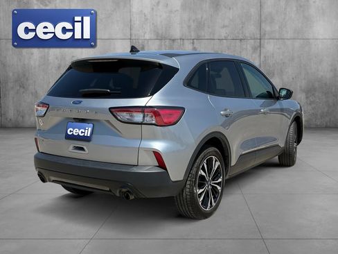 Certified 2021 Ford Escape SE w/ SE Sport Appearance Package FWD image 5