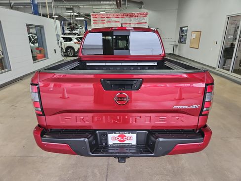Used 2023 Nissan Frontier PRO-4X w/ Pro Convenience Package image 5
