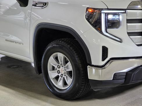Used 2024 GMC Sierra 1500 SLE RWD image 10
