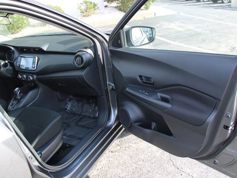 Used 2025 Nissan Kicks Play S FWD image 29