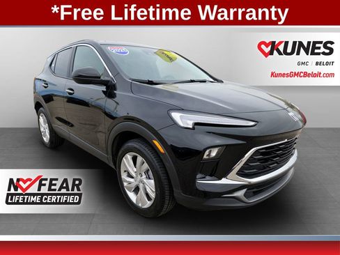 Used 2025 Buick Encore GX Preferred AWD/4WD image 1