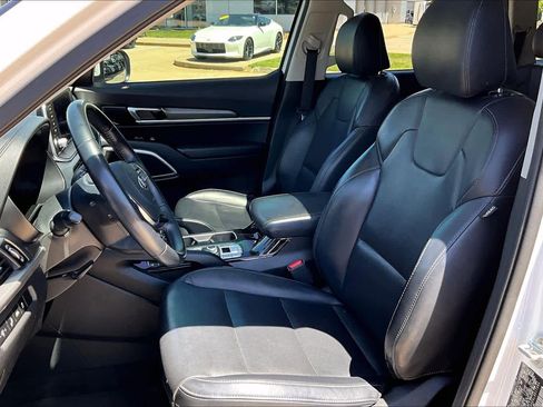 Used 2020 Kia Telluride S AWD/4WD image 7
