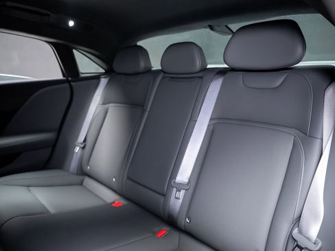 Used 2025 Lucid Air Pure image 63