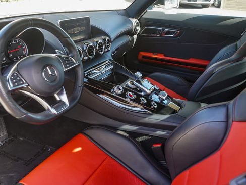 Used 2017 Mercedes-Benz AMG GT Coupe image 17
