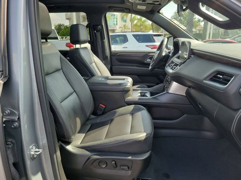 Used 2023 Chevrolet Tahoe LT w/ Luxury Package RWD image 20