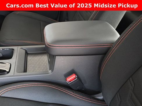 New 2025 Nissan Frontier PRO-4X w/ Interior Protection Package AWD/4WD image 8