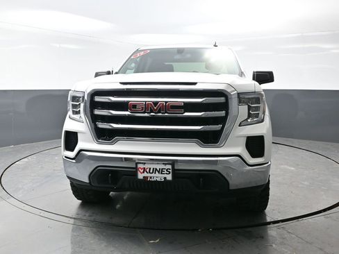 Used 2019 GMC Sierra 1500 SLE w/ Fleet Comfort Package AWD/4WD image 4