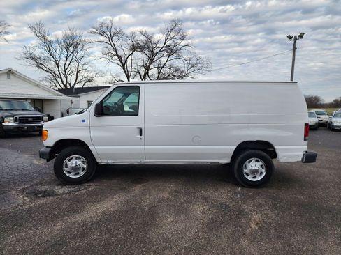 Used 2006 Ford E-350 and Econoline 350 Super Duty image 9