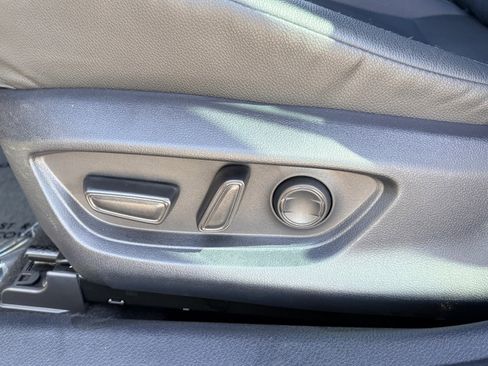 Used 2025 Toyota Camry XSE image 23