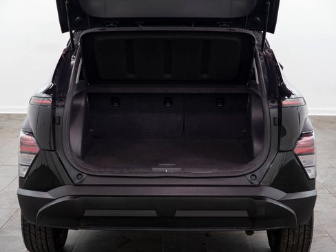 Used 2024 Hyundai Kona SEL FWD image 10
