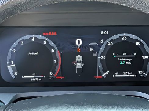 Used 2025 Toyota Tacoma TRD Sport AWD/4WD image 21