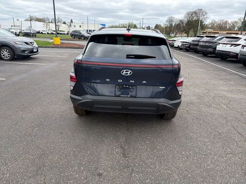 Used 2025 Hyundai Kona SEL image 4