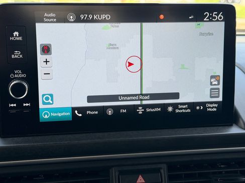 Used 2025 Honda Pilot Touring image 21