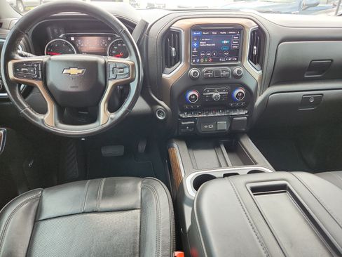 New 2025 GMC Sierra 1500 AT4 w/ AT4 Premium Package AWD/4WD image 8