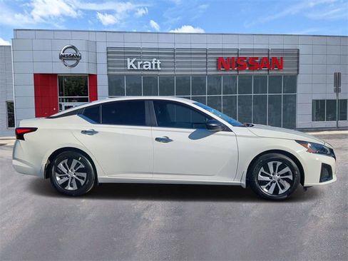 New 2025 Nissan Altima 2.5 S image 2