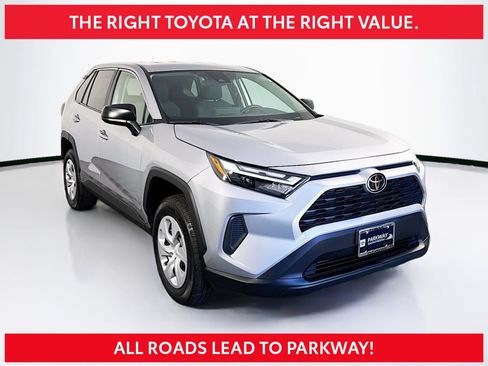 Certified 2025 Toyota RAV4 LE AWD/4WD image 1