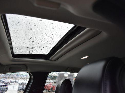 Used 2025 MAZDA CX-30 AWD 2.5 S w/ Preferred Package image 18