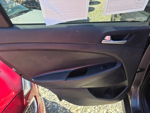 Used 2020 Hyundai Tucson Value AWD/4WD image 19