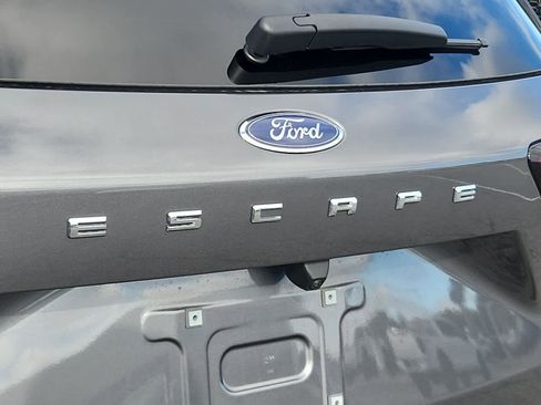 Used 2023 Ford Escape ST-Line image 21