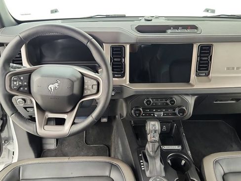 Used 2026 Ford Bronco Outer Banks AWD/4WD image 25