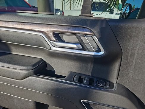 Used 2024 Chevrolet Silverado 1500 LTZ w/ LTZ Premium Package image 10