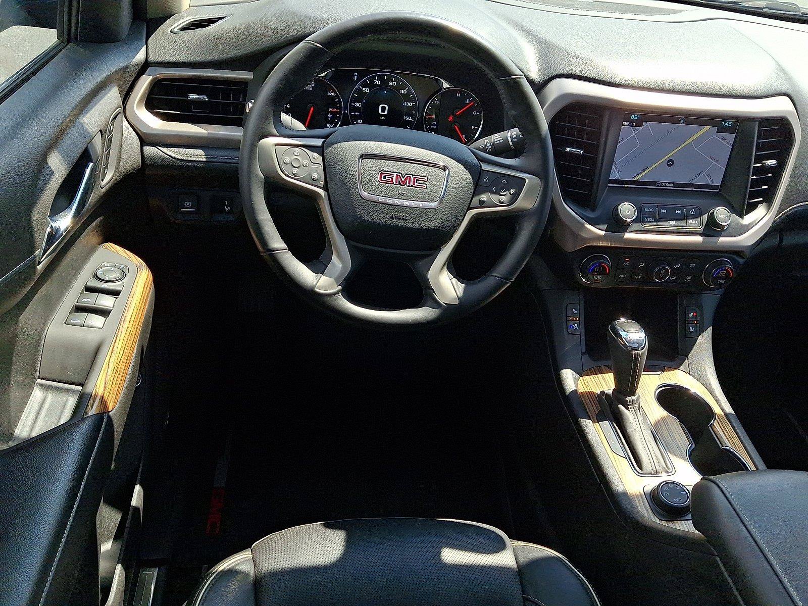 Used 2019 GMC Acadia Denali w/ Technology Package AWD/4WD image 13