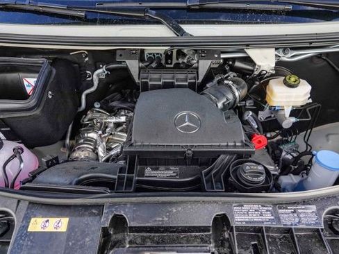 New 2025 Mercedes-Benz Sprinter 2500 image 26