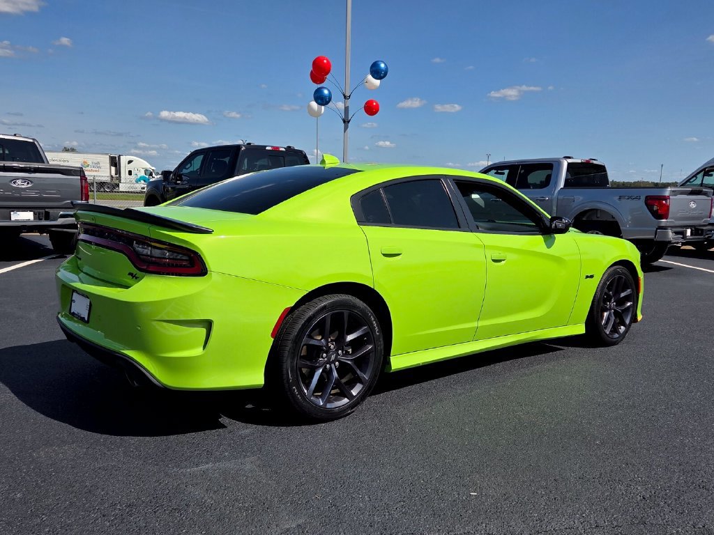 Used 2023 Dodge Charger R/T w/ Blacktop Package RWD image 12