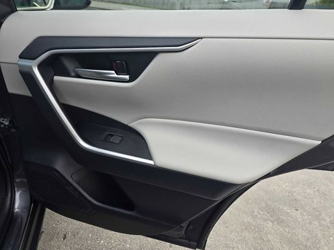 Used 2025 Toyota RAV4 XLE Premium image 13