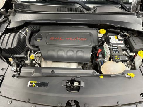 Used 2022 Jeep Compass Trailhawk image 34