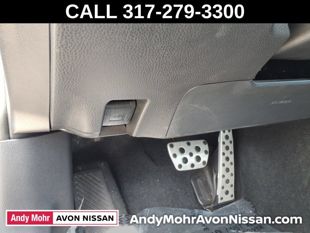 Used 2025 Toyota Camry SE FWD image 22