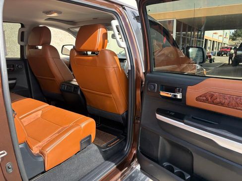 Used 2017 Toyota Tundra Platinum image 29