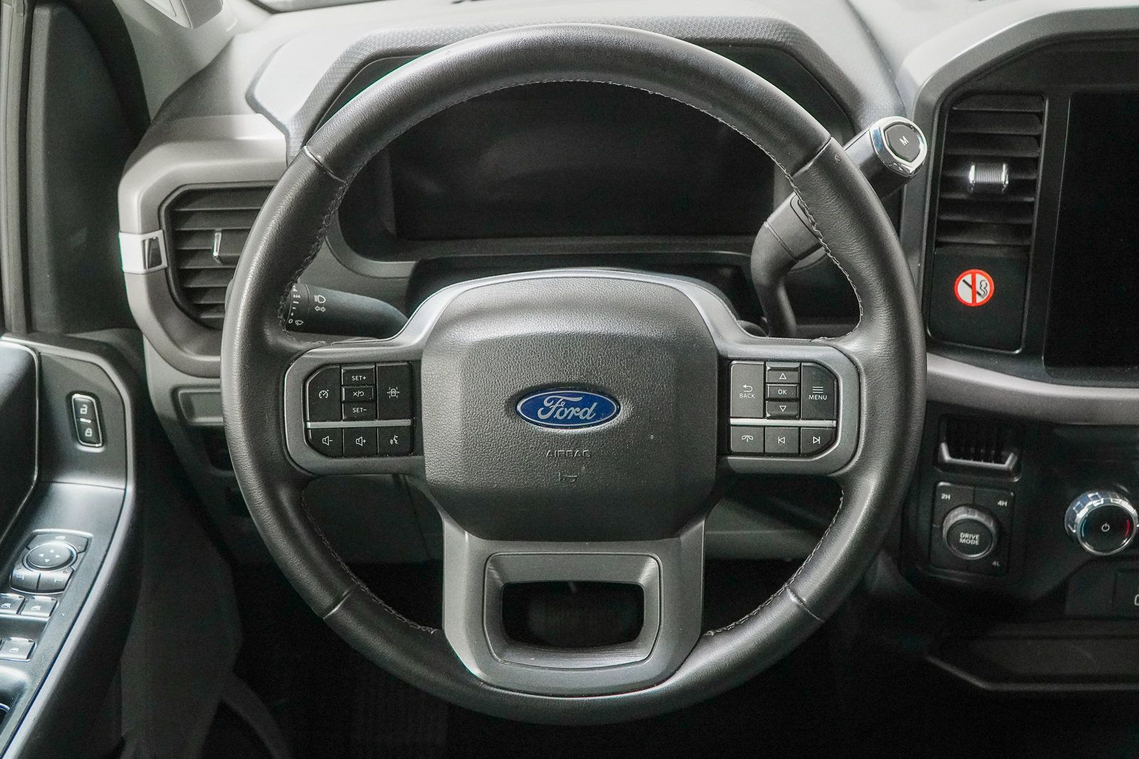 Used 2025 Ford F150 XLT w/ Equipment Group 301A Standard AWD/4WD image 20