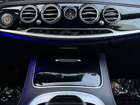 Used 2019 Mercedes-Benz Maybach S 560 4MATIC image 48