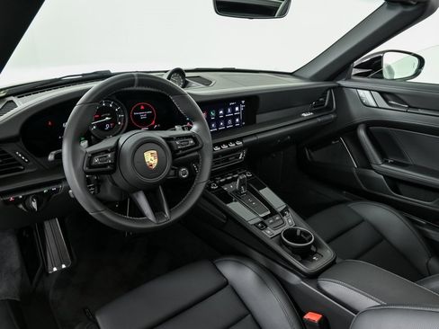 Certified 2024 Porsche 911 image 4