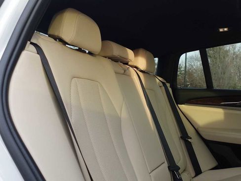 Used 2023 BMW X4 xDrive30i w/ Parking Assistance Package image 29