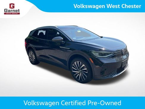 Certified 2023 Volkswagen ID.4 Pro S Plus AWD/4WD image 8
