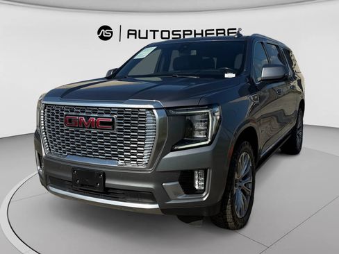 Used 2022 GMC Yukon XL Denali AWD/4WD image 3