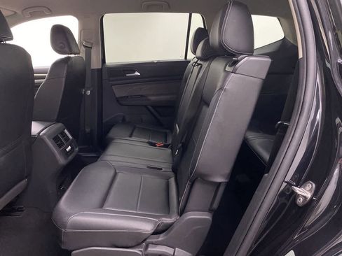 Used 2021 Volkswagen Atlas SE image 17